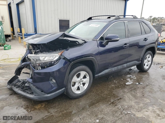 2019 Toyota RAV4 XLE with VIN 2T3W1RFV1KW018276, listed as a Copart auction lot 45151985 with NaN miles and Salvage Title. Bid and sale history available at carsss.com. Image 1.