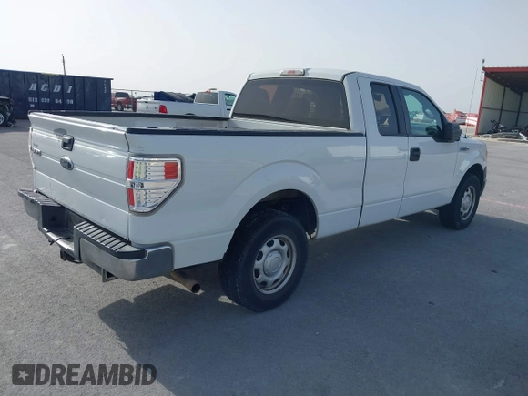 2010 Ford F-150 XL with VIN 1FTEX1CW1AKE21903, listed as a IAAI auction lot 41658076 with 276,008 mi miles. Bid and sale history available at carsss.com. Image 4.