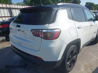 2018 Jeep Compass Latitude with VIN 3C4NJCBB3JT407981, listed as a IAAI auction lot 41998122 with 82,220 mi miles and . Bid and sale history available at DreamBid. Image 20.