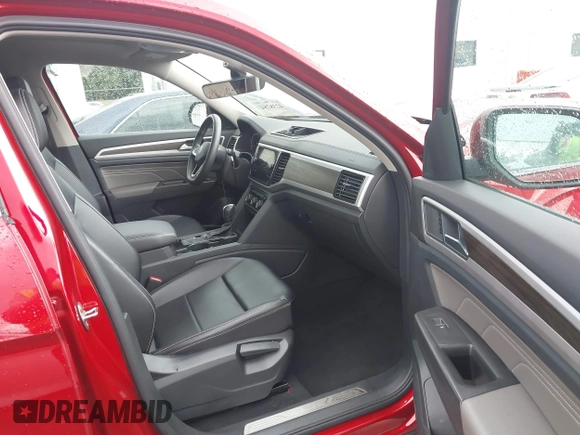 2022 Volkswagen Atlas SE с VIN 1V2JR2CA4NC544967, выставлен на аукционе IAAI как лот 42382847 с пробегом 53 315 миль миль и . История ставок и продаж доступна на DreamBid. Изображение 5.