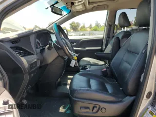2015 Toyota Sienna SE z VIN 5TDXK3DC4FS632505, wystawiony jako Copart lot #63234885 z przebiegiem 86 847 mil mil oraz Czysty tytuł • Clean title. Historia ofert i sprzedaży dostępna na DreamBid. Obrazek 7.