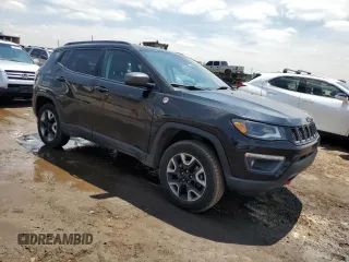2017 Jeep Compass Trailhawk z VIN 3C4NJDDB4HT636215, wystawiony jako Copart lot #61841315 z przebiegiem 77 872 mil mil oraz Szkoda całkowita • Salvage title. Historia ofert i sprzedaży dostępna na DreamBid. Obrazek 4.