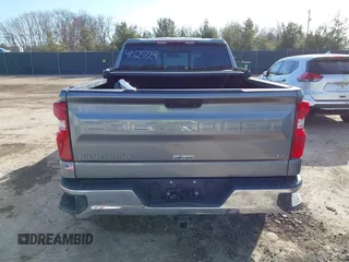 2020 Chevrolet Silverado 1500 LT with VIN 1GCRYDED1LZ274357, listed as a IAAI auction lot 41525824 with 58,572 mi miles. Bid and sale history available at carsss.com. Image 16.