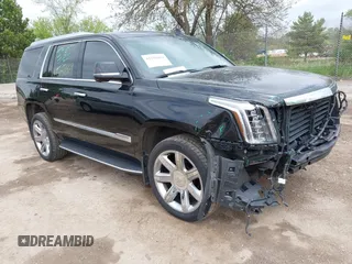 2017 Cadillac Escalade Luxury z VIN 1GYS4BKJ9HR240714, wystawiony jako IAAI lot #42258869 z przebiegiem 129 717 mil mil oraz . Historia ofert i sprzedaży dostępna na DreamBid. Obrazek 1.
