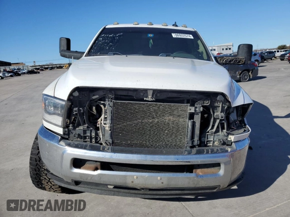 2017 Ram 2500 Big Horn with VIN 3C6UR5DL8HG704096, listed as a Copart auction lot 86922574 with 164,561 mi miles and Clean Title. Bid and sale history available at carsss.com. Image 5.