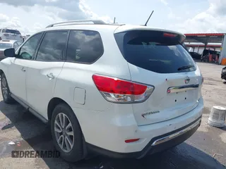 2016 Nissan Pathfinder S with VIN 5N1AR2MN7GC670676, listed as a IAAI auction lot 42391995 with 165,391 mi miles and . Bid and sale history available at DreamBid. Image 3.