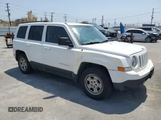 2016 Jeep Patriot Sport with VIN 1C4NJPBA6GD744013, listed as a Copart auction lot 59967455 with 150,146 mi miles and Clean title. Bid and sale history available at DreamBid. Image 4.