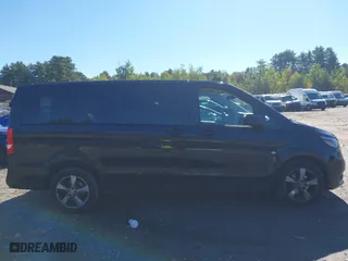 2018 Mercedes-Benz Metris Passenger Van with VIN WD4PG2EE7J3411735, listed as a IAAI auction lot 40435364 with 58,676 mi miles. Bid and sale history available at carsss.com. Image 13.