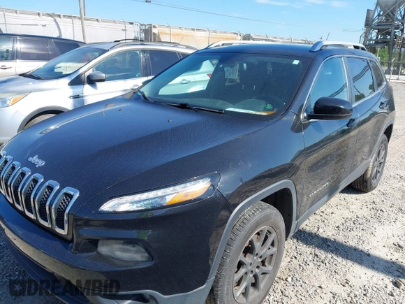2016 Jeep Cherokee Latitude with VIN 1C4PJMCB2GW236835, listed as a IAAI auction lot 42698119 with 111,985 mi miles and . Bid and sale history available at DreamBid. Image 2.
