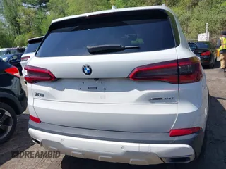 2019 BMW X5 xDrive40i with VIN 5UXCR6C56KLL09971, listed as a IAAI auction lot 42193031 with 94,463 mi miles and . Bid and sale history available at DreamBid. Image 16.