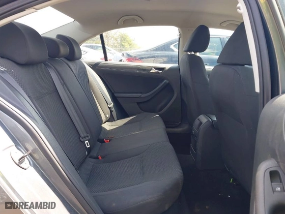 2014 Volkswagen Jetta Sedan S with VIN 3VW2K7AJ7EM422108, listed as a IAAI auction lot 41924347 with 76,584 mi miles. Bid and sale history available at carsss.com. Image 8.