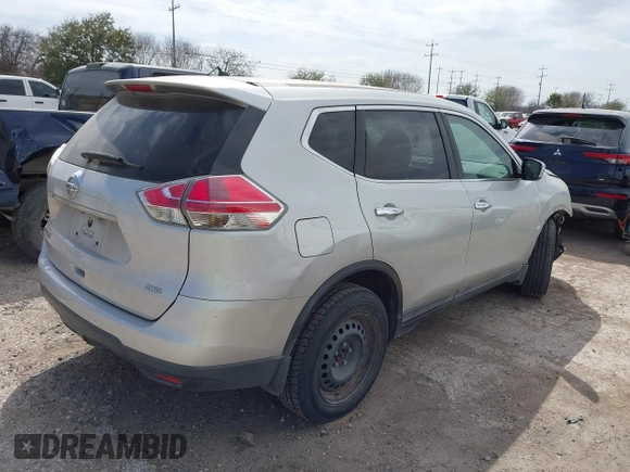 2015 Nissan Rogue SV with VIN 5N1AT2MKXFC755212, listed as a IAAI auction lot 41568466 with 118,449 mi miles. Bid and sale history available at carsss.com. Image 4.