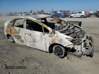 2015 Toyota Prius Four с VIN JTDKN3DU0F1939614, выставлен на аукционе Copart как лот 63700445 с пробегом Не указан миль и На запчасти • Non repairable. История ставок и продаж доступна на DreamBid. Изображение 4.