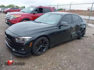 2018 BMW 3 Series 320i z VIN WBA8E1G53JNU91774, wystawiony jako IAAI lot #42189798 z przebiegiem 147 043 mil mil oraz . Historia ofert i sprzedaży dostępna na DreamBid. Obrazek 16.
