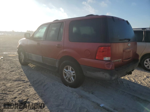 2004 Ford Expedition Special Service with VIN 1FMPU16L34LB10549, listed as a Copart auction lot 44750135 with 207,241 mi miles and Salvage Title. Bid and sale history available at carsss.com. Image 2.