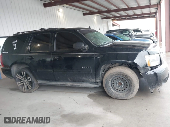2014 Chevrolet Tahoe LT z VIN 1GNSCBE01ER190342, wystawiony jako IAAI lot #41578109 z przebiegiem 204 781 mil mil oraz . Historia ofert i sprzedaży dostępna na DreamBid. Obrazek 13.