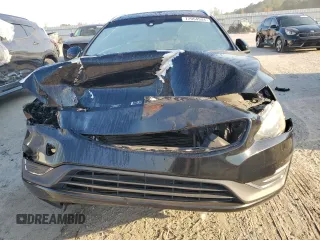 2017 Volvo V60 Premier with VIN YV140MEK2H1331763, listed as a Copart auction lot 77954904 with 0 mi miles and Salvage Title. Bid and sale history available at carsss.com. Image 5.