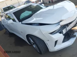 2017 Chevrolet Camaro 1LT z VIN 1G1FB1RS3H0215472, wystawiony jako IAAI lot #42192641 z przebiegiem 23 716 mil mil oraz . Historia ofert i sprzedaży dostępna na DreamBid. Obrazek 1.