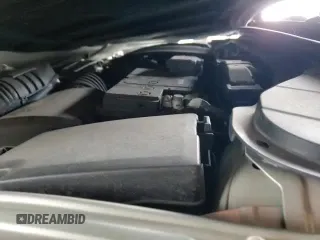 2018 Hyundai Elantra SEL z VIN 5NPD84LF0JH319355, wystawiony jako Copart lot #84877435 z przebiegiem 27 409 mil mil oraz Szkoda całkowita • Salvage title. Historia ofert i sprzedaży dostępna na DreamBid. Obrazek 13.