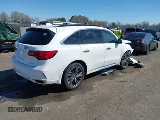 2020 Acura MDX Sport Hybrid w/Technology Pkg with VIN 5J8YD7H58LL000333, listed as a IAAI auction lot 41817961 with 59,463 mi miles. Bid and sale history available at carsss.com. Image 4.