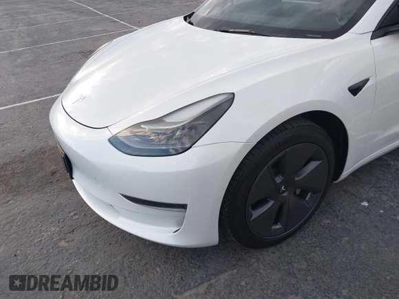 2022 Tesla Model 3 with VIN 5YJ3E1EA9NF375335, listed as a IAAI auction lot 41676024 with 18,836 mi miles. Bid and sale history available at carsss.com. Image 6.