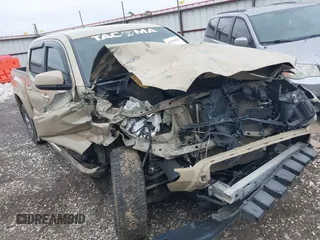 2017 Toyota Tacoma SR5 с VIN 5TFCZ5AN0HX049163, выставлен на аукционе IAAI как лот 41910231 с пробегом 127 044 миль миль и . История ставок и продаж доступна на DreamBid. Изображение 1.