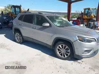 2019 Jeep Cherokee Latitude Plus with VIN 1C4PJLLN7KD147576, listed as a IAAI auction lot 41680746 with 117,350 mi miles. Bid and sale history available at carsss.com. Image 1.