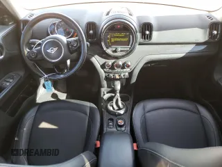 2017 MINI Countryman Cooper z VIN WMZYV5C30H3C02132, wystawiony jako Copart lot #72447384 z przebiegiem 75 529 mil mil oraz Szkoda całkowita • Salvage title. Historia ofert i sprzedaży dostępna na DreamBid. Obrazek 8.