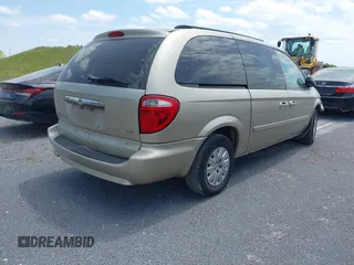 2007 Chrysler Town & Country LX with VIN 2A4GP44R77R191548, listed as a IAAI auction lot 41108692 with 170,981 mi miles and . Bid and sale history available at DreamBid. Image 4.