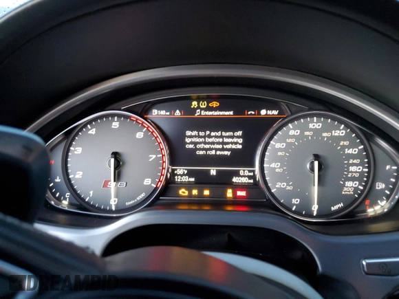 2015 Audi S8 z VIN WAUK2AFD6FN011936, wystawiony jako Copart lot #41606215 z przebiegiem 40 260 mil mil oraz Szkoda całkowita • Salvage title. Historia ofert i sprzedaży dostępna na DreamBid. Obrazek 9.