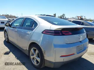 2013 Chevrolet Volt with VIN 1G1RE6E44DU138977, listed as a IAAI auction lot 41867186 with 213,478 mi miles and . Bid and sale history available at carsss.com. Image 3.