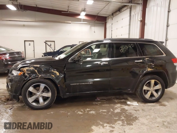 2015 Jeep Grand Cherokee Overland with VIN 1C4RJFCT7FC612930, listed as a IAAI auction lot 41485240 with 189,564 mi miles. Bid and sale history available at carsss.com. Image 6.