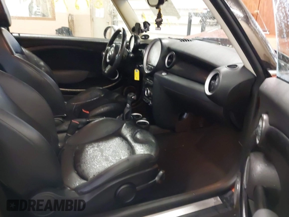 2011 MINI Hardtop S with VIN WMWSV3C52BTY13177, listed as a IAAI auction lot 41859894 with 92,168 mi miles and . Bid and sale history available at DreamBid. Image 5.