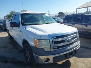 2014 Ford F-150 XL with VIN 1FTEX1CM7EKE91541, listed as a IAAI auction lot 42625923 with 397,424 mi miles and . Bid and sale history available at DreamBid. Image 1.