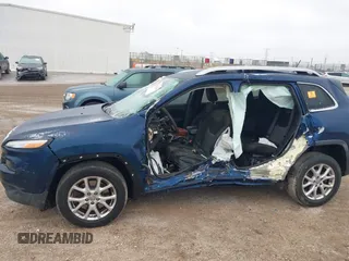 2018 Jeep Cherokee Latitude with VIN 1C4PJLCB2JD573518, listed as a IAAI auction lot 41254230 with Not provided miles and . Bid and sale history available at DreamBid. Image 6.