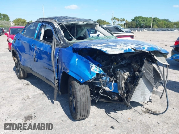 2019 Jeep Compass Latitude with VIN 3C4NJCBB4KT667615, listed as a IAAI auction lot 42154977 with 63,653 mi miles and . Bid and sale history available at DreamBid. Image 6.