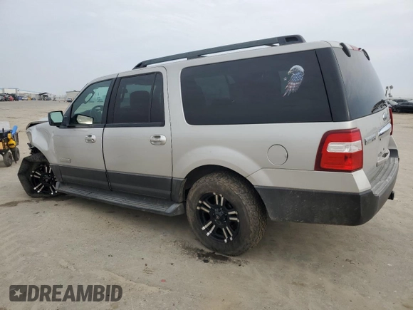 2007 Ford Expedition EL XLT with VIN 1FMFK15587LA12092, listed as a Copart auction lot 43553205 with 209,204 mi miles and Salvage Title. Bid and sale history available at carsss.com. Image 2.