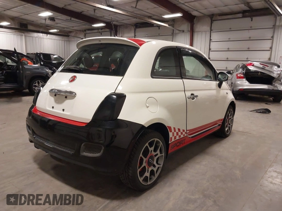 2015 FIAT 500 Sport z VIN 3C3CFFBR2FT709961, wystawiony jako IAAI lot #42265445 z przebiegiem 116 691 mil mil oraz . Historia ofert i sprzedaży dostępna na DreamBid. Obrazek 4.