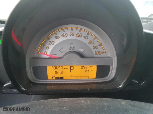 2013 Smart fortwo Passion with VIN WMEEK3BA4DK644622, listed as a Copart auction lot 84966644 with NaN miles and Salvage Title. Bid and sale history available at carsss.com. Image 9.