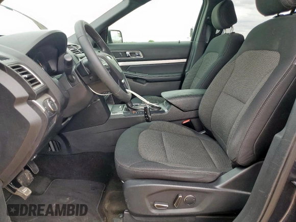 2017 Ford Explorer XLT с VIN 1FM5K7D8XHGD85753, выставлен на аукционе Copart как лот 58964305 с пробегом 50 198 миль миль и Списание • Salvage title. История ставок и продаж доступна на DreamBid. Изображение 7.