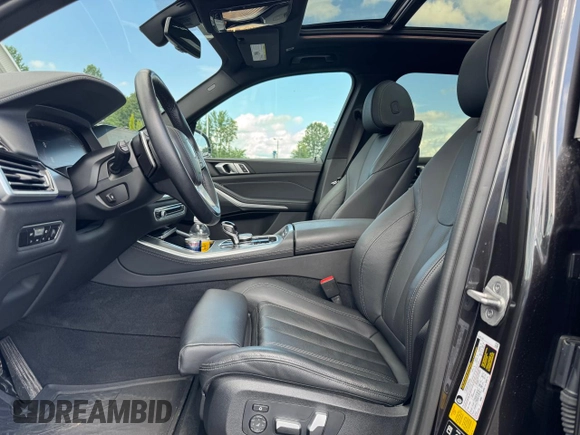 2022 BMW X5 xDrive40i с VIN 5UXCR6C09N9K62098, выставлен на аукционе Copart как лот 64471545 с пробегом 70 161 миль миль и Чистый • Clean title. История ставок и продаж доступна на DreamBid. Изображение 7.