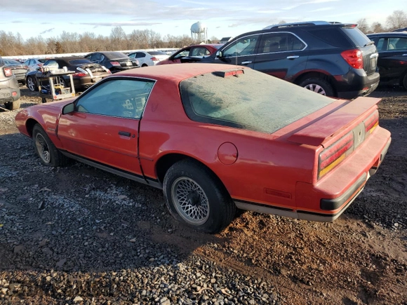 1986 Pontiac Firebird with VIN 1G2FS87SXGN246579, listed as a Copart auction lot 43260105 with 17,411 mi miles and Clean Title. Bid and sale history available at carsss.com. Image 2.