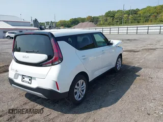 2023 Kia Soul LX with VIN KNDJ23AU2P7215902, listed as a IAAI auction lot 40337743 with 13,896 mi miles and . Bid and sale history available at DreamBid. Image 4.
