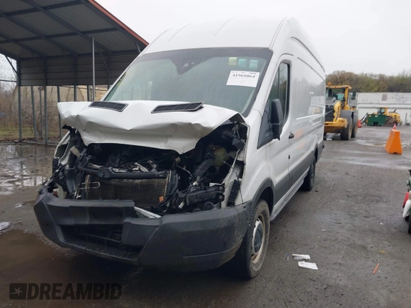 2019 Ford Transit with VIN 1FTBW3XMXKKA04517, listed as a IAAI auction lot 41968064 with 268,000 mi miles and . Bid and sale history available at DreamBid. Image 6.