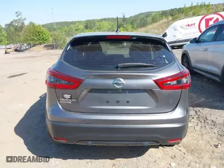 2021 Nissan Rogue Sport S with VIN JN1BJ1AV9MW305766, listed as a IAAI auction lot 42019884 with 64,500 mi miles. Bid and sale history available at carsss.com. Image 16.