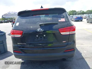 2017 Kia Sorento LX with VIN 5XYPG4A34HG276651, listed as a IAAI auction lot 41971527 with 122,640 mi miles. Bid and sale history available at carsss.com. Image 16.