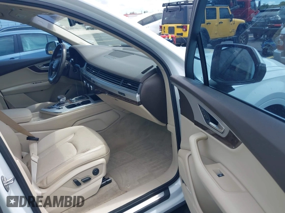 2018 Audi Q7 Premium Plus z VIN WA1LHAF79JD004553, wystawiony jako IAAI lot #42591653 z przebiegiem 65 349 mil mil oraz . Historia ofert i sprzedaży dostępna na DreamBid. Obrazek 5.