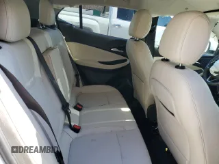 2020 Buick Encore GX Select z VIN KL4MMDS27LB115872, wystawiony jako Copart lot #43366635 z przebiegiem 59 095 mil mil oraz Szkoda całkowita • Salvage title. Historia ofert i sprzedaży dostępna na DreamBid. Obrazek 10.