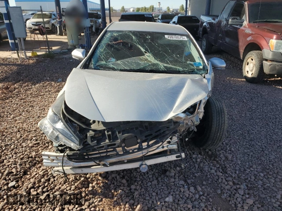 2019 Toyota Prius LE z VIN JTDL9RFU8K3000878, wystawiony jako Copart lot #49910575 z przebiegiem 169 918 mil mil oraz Szkoda całkowita • Salvage title. Historia ofert i sprzedaży dostępna na DreamBid. Obrazek 5.