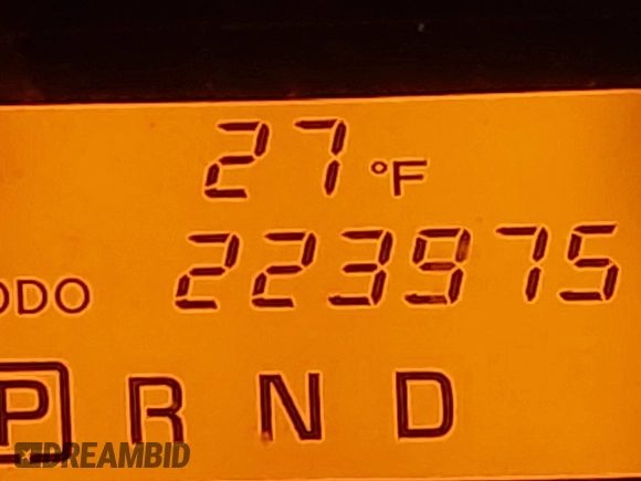 2010 Toyota RAV4 Ltd with VIN 2T3DF4DV6AW028590, listed as a IAAI auction lot 41424037 with 223,975 mi miles. Bid and sale history available at carsss.com. Image 15.